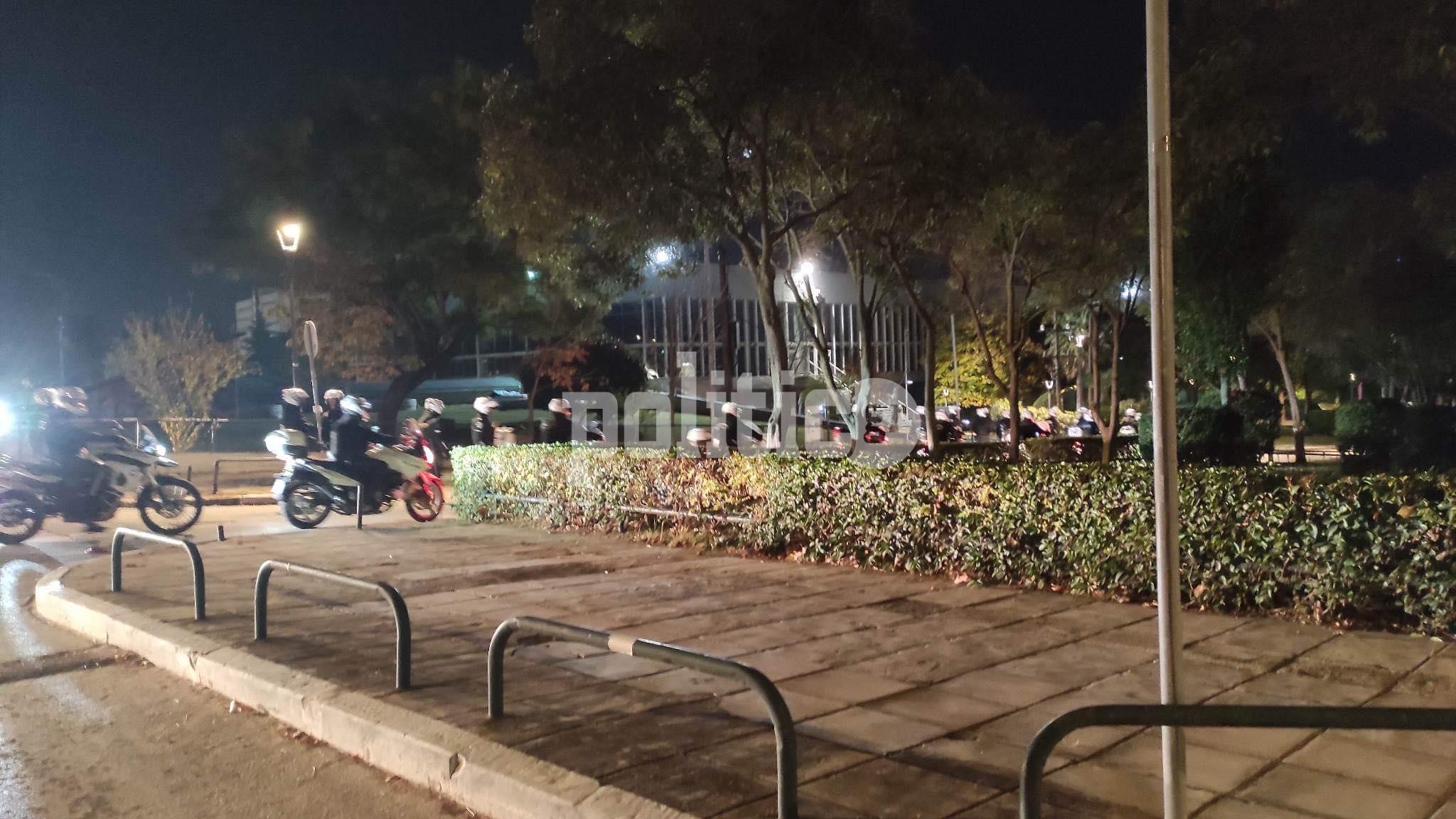 ΑΠΘ: Έλεγχοι για ύποπτα αντικείμενα από την ΕΛΑΣ