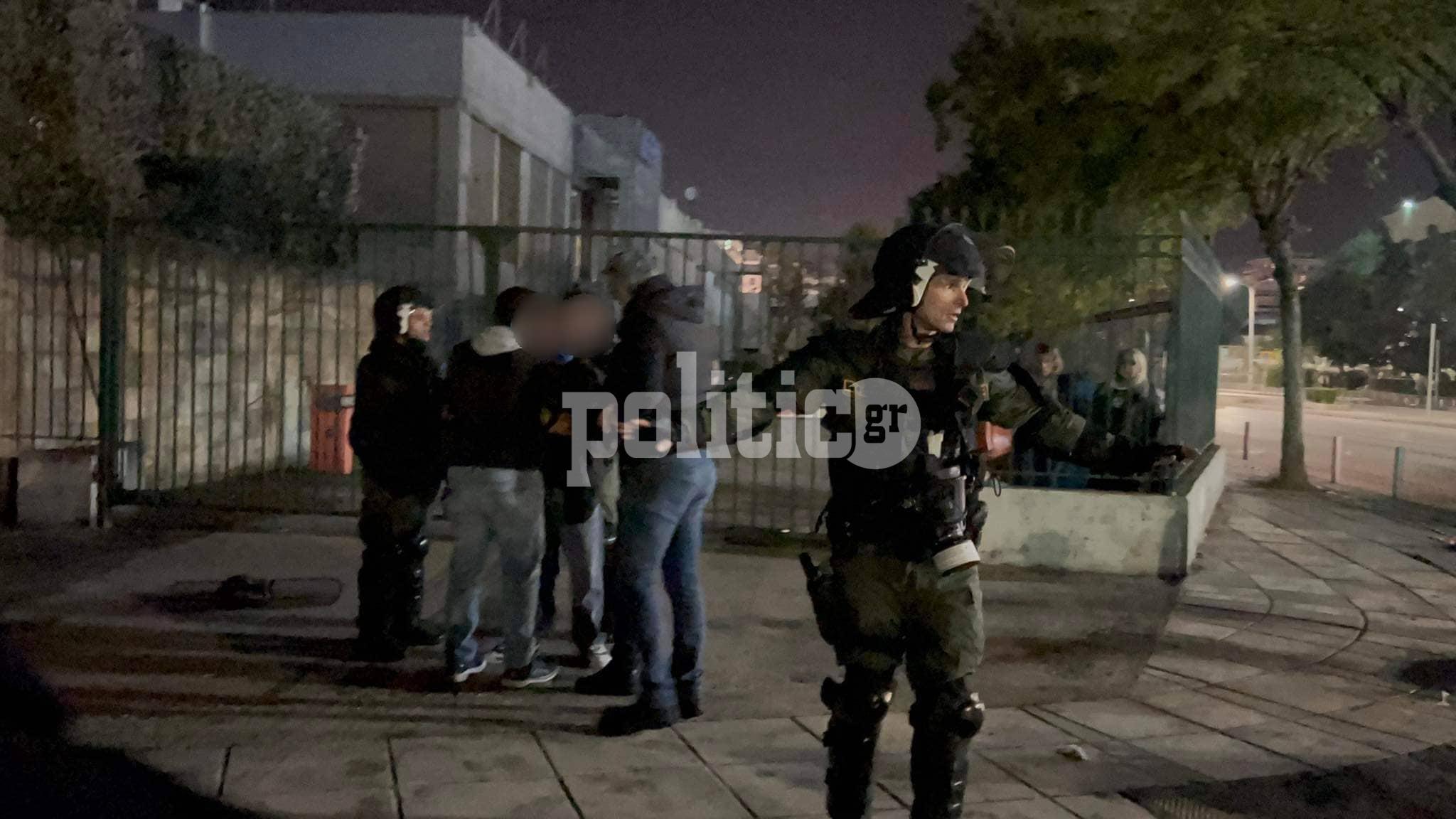 Θεσσαλονίκη: Πέντε συλλήψεις, 87 προσαγωγές και δύο τραυματίες αστυνομικοί από τα χθεσινά επεισόδια