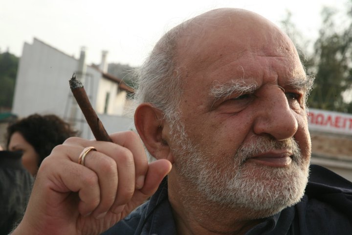 Πέθανε ο δημοσιογράφος Γιώργης Μασσαβέτας