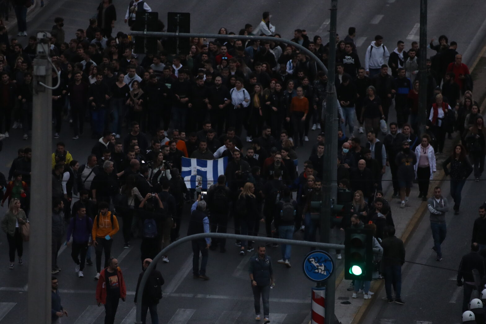 Ολοκληρώθηκε η μαζική διαδήλωση για τα 49 χρόνια από την εξέγερση του Πολυτεχνείου