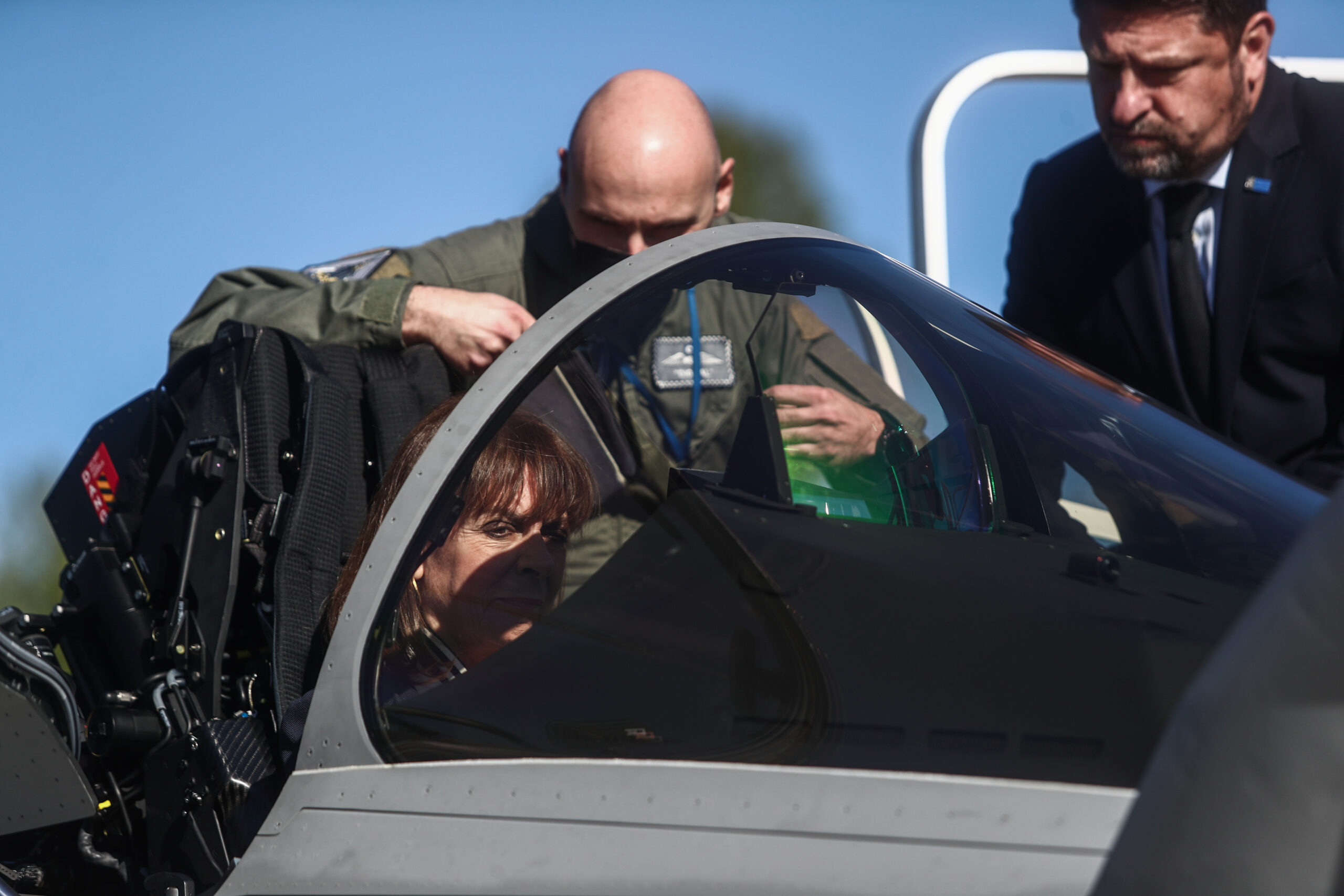 Τανάγρα: Μέσα σε Rafale η ΠτΔ, Κατερίνα Σακελλαροπούλου