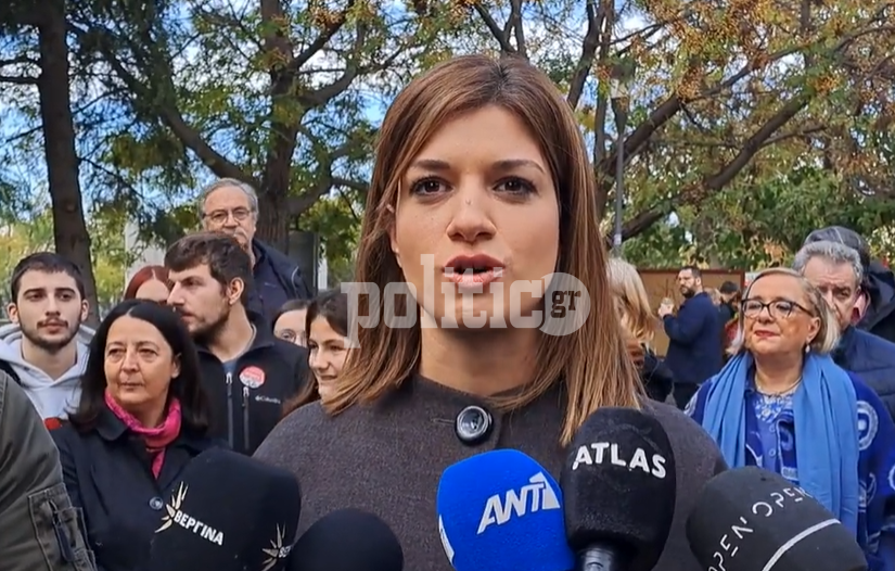 ΑΠΘ: Στεφάνι κατέθεσε η Κατερίνα Νοτοπούλου – «Κόντρα στο καθεστώς Μητσοτάκη»