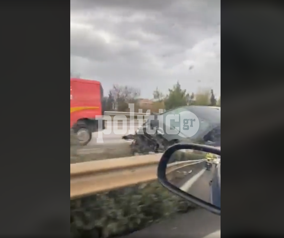 Θεσσαλονίκη: Νταλίκα συγκρούστηκε με ΙΧ – Προβλήματα στον Περιφερειακό