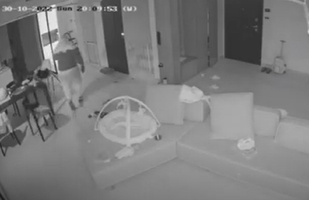 Θεσσαλονίκη: Διαρρήκτες ξάφρισαν μεζονέτα σε δύο λεπτά με τον συναγερμό να χτυπάει – Βίντεο ντοκουμέντο