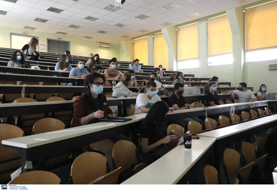 Εξάμηνο σπουδών στο Yale χωρίς δίδακτρα για φοιτητές του ΕΚΠΑ