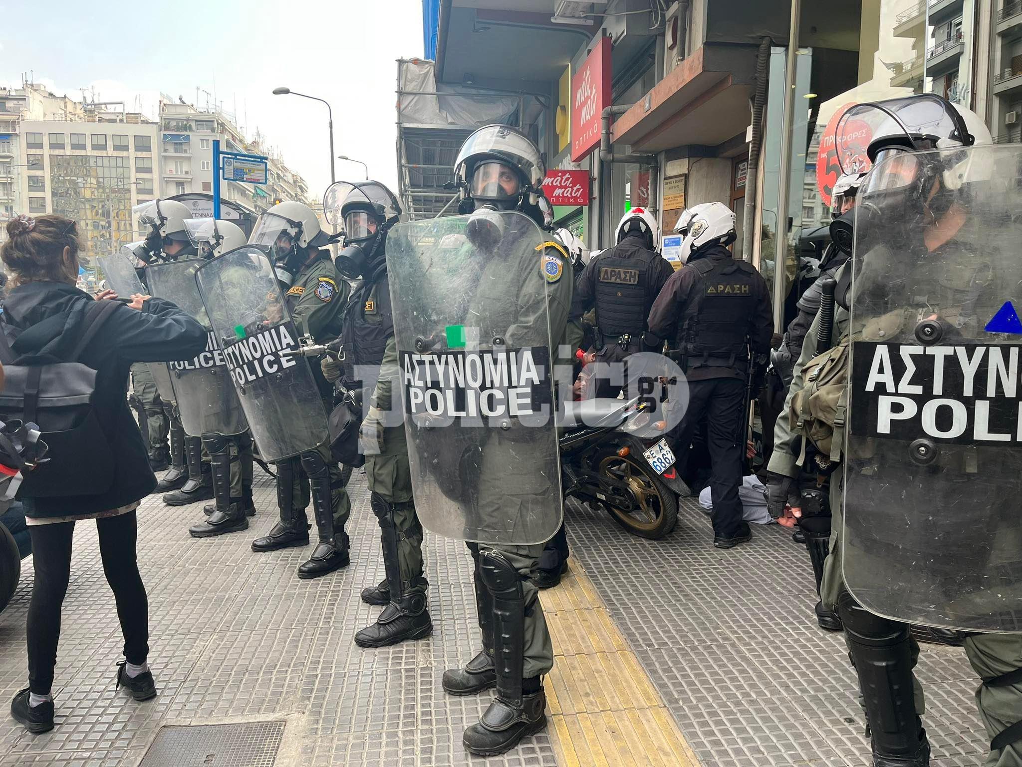 Θεσσαλονίκη: Στο Δικαστικό Μέγαρο οι 8 συλληφθέντες των χθεσινών επεισοδίων