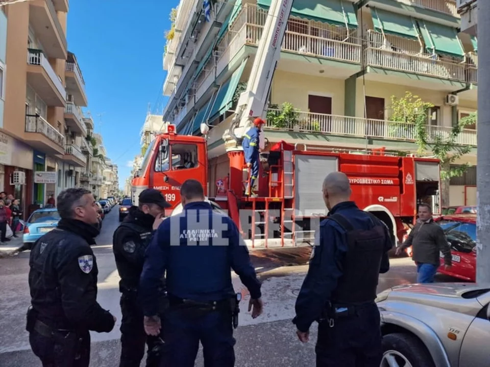 Πάτρα: Φωτιά σε διαμέρισμα πολυκατοικίας – Απεγκλωβίστηκε μια ηλικιωμένη