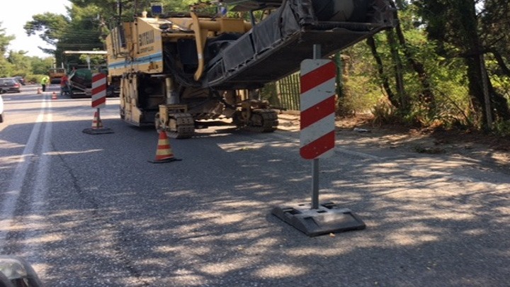 Εργασίες διαγράμμισης επί της Λεωφόρου Γεωργικής Σχολής