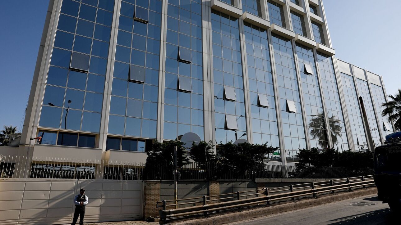 Τηλεφωνήματα για βόμβα σε τρεις τηλεοπτικούς σταθμούς
