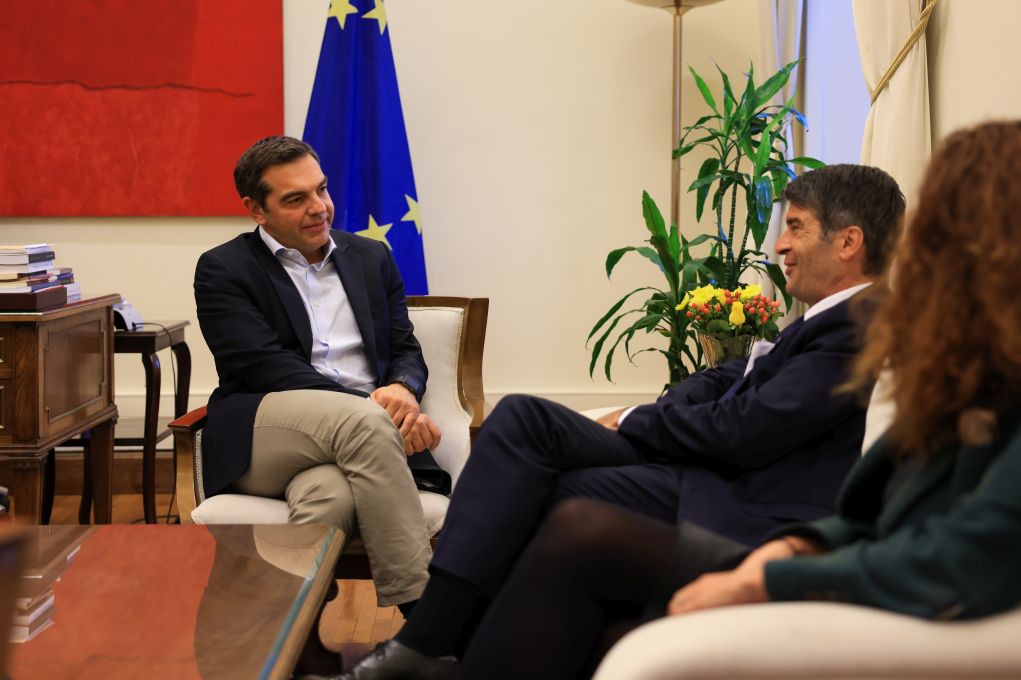 Συνάντηση του Προέδρου του ΣΥΡΙΖΑ-ΠΣ, Αλέξη Τσίπρα, με τον Πρέσβη της Γαλλίας στην Ελλάδα, κ. Patrick Maisonnave