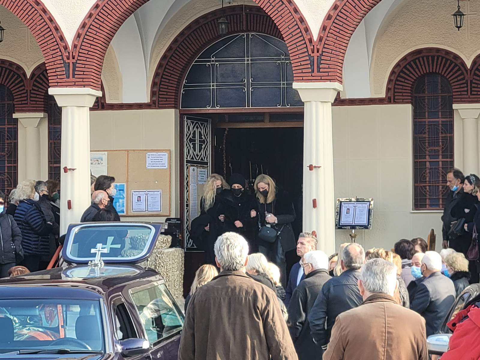 Λάρισα: Το τελευταίο αντίο στον 55χρονο που έχασε τη ζωή του στο τροχαίο στο Βουκουρέστι