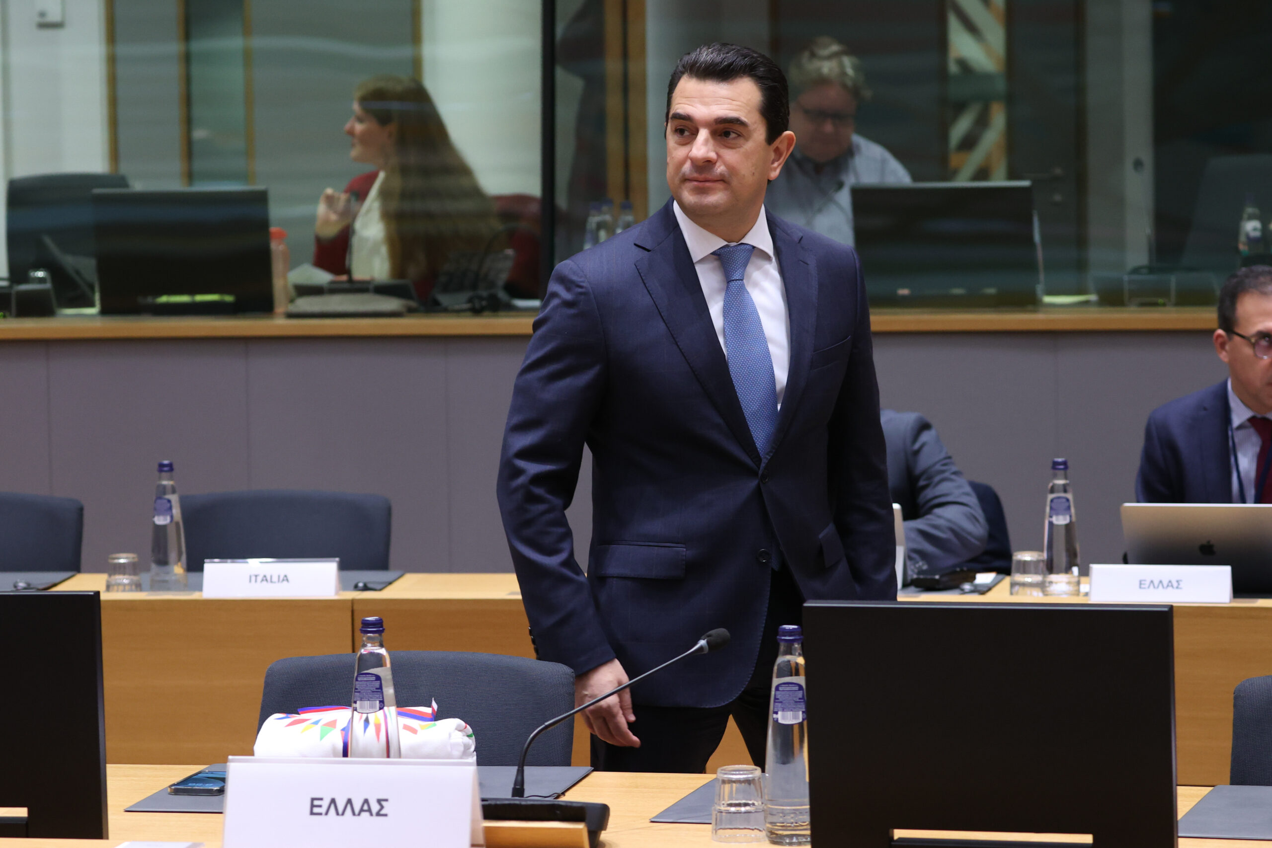 Σήμερα οι ανακοινώσεις για τις νέες επιδοτήσεις στο ηλεκτρικό ρεύμα