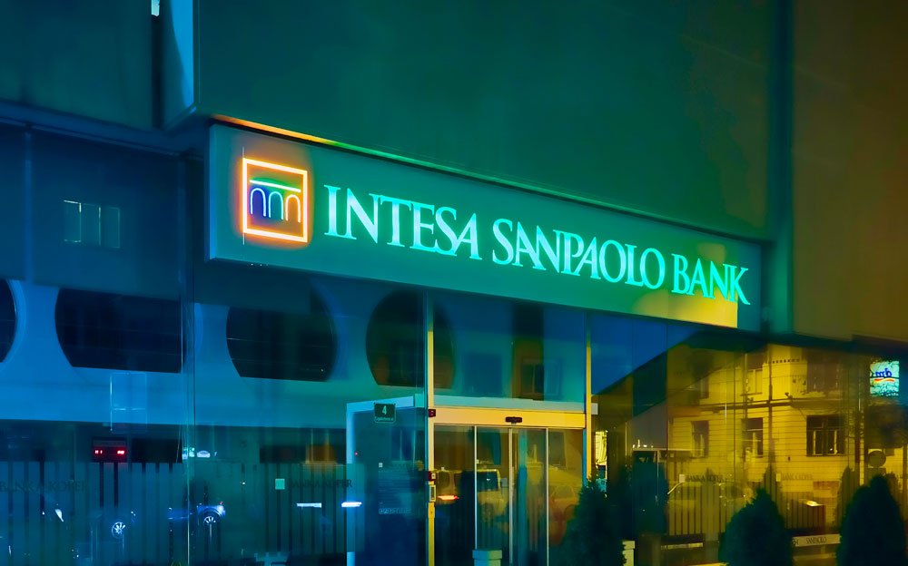 Intesa Sanpaolo: Τετραήμερη εργασιακή εβδομάδα σκοπεύει να προσφέρει στους υπαλλήλους της η ιταλική τράπεζα