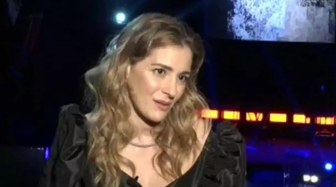 Νατάσα Μποφίλιου: Η πρώτη δήλωση μετά τις αντιδράσεις για τις αναρτήσεις στο Λονδίνο