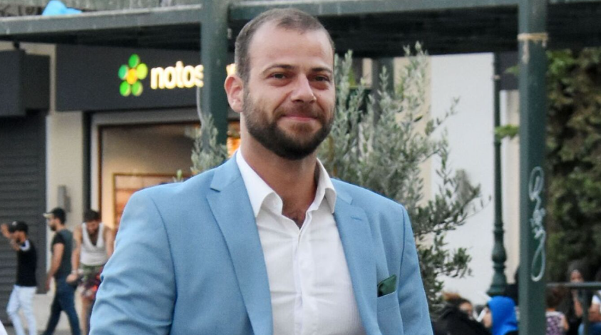 Ορέστης Τζιόβας: «Έχω κάνει σεξ με άνδρες, αλλά μόνο με φίλους μου, όχι με αγνώστους»