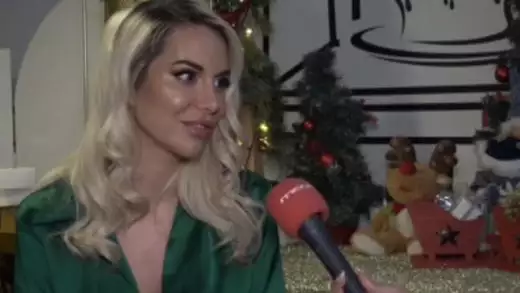 Τζούλια Κόλλια: «Με τον σύζυγό μου γνωριστήκαμε σε κηδεία»