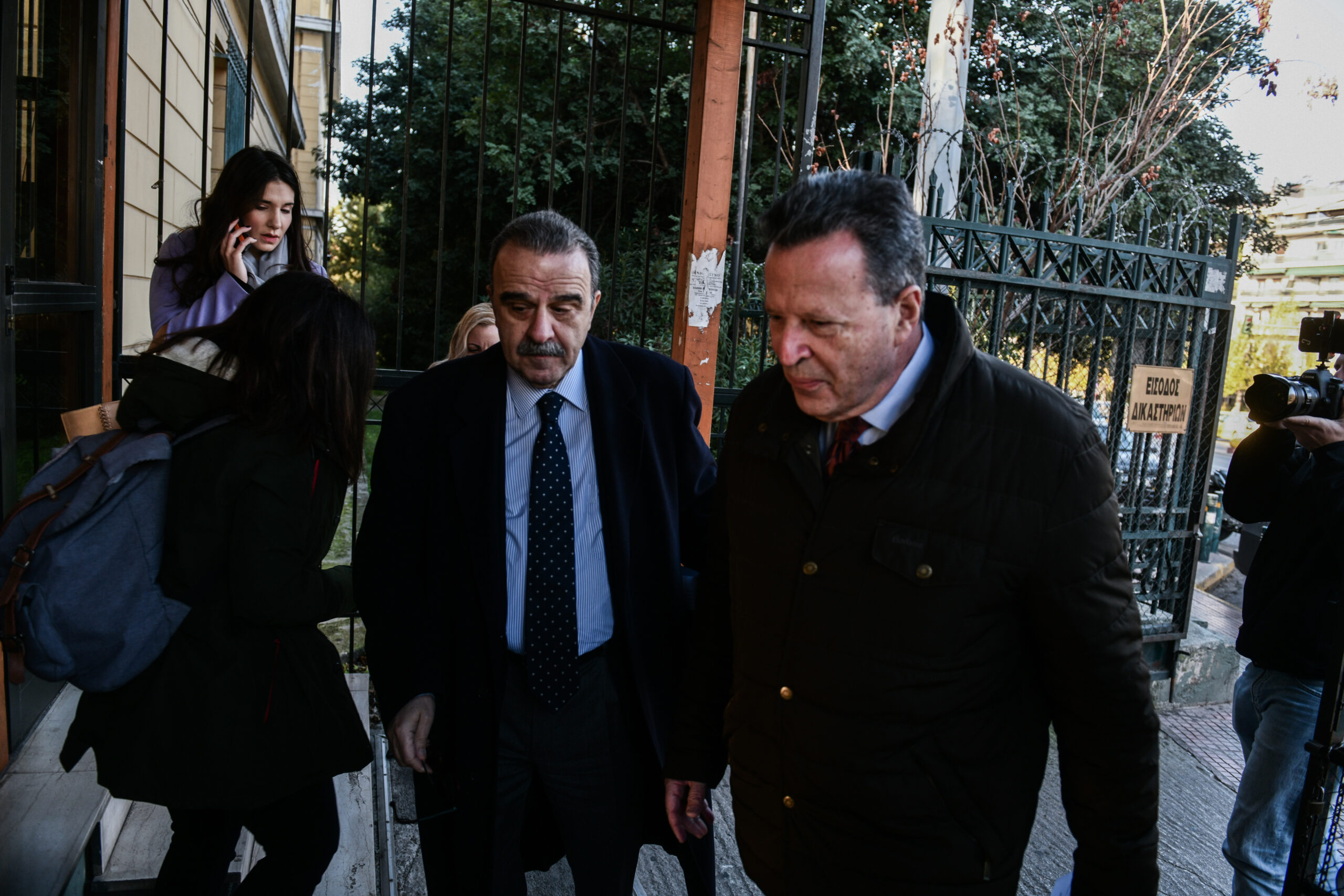 Κύρτσος: Μήνυση κατά Κοντολέοντα, Βλάχου κι άλλων για την παρακολούθησή του (vid)