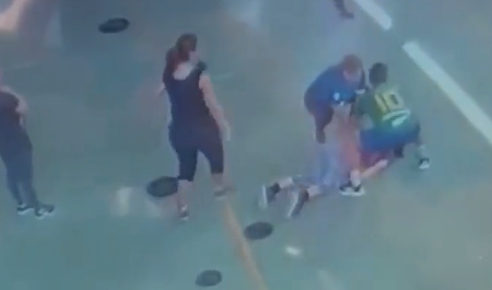 Βίντεο – Η στιγμή που μια γυναίκα πέθανε ενώ έκανε γυμναστική