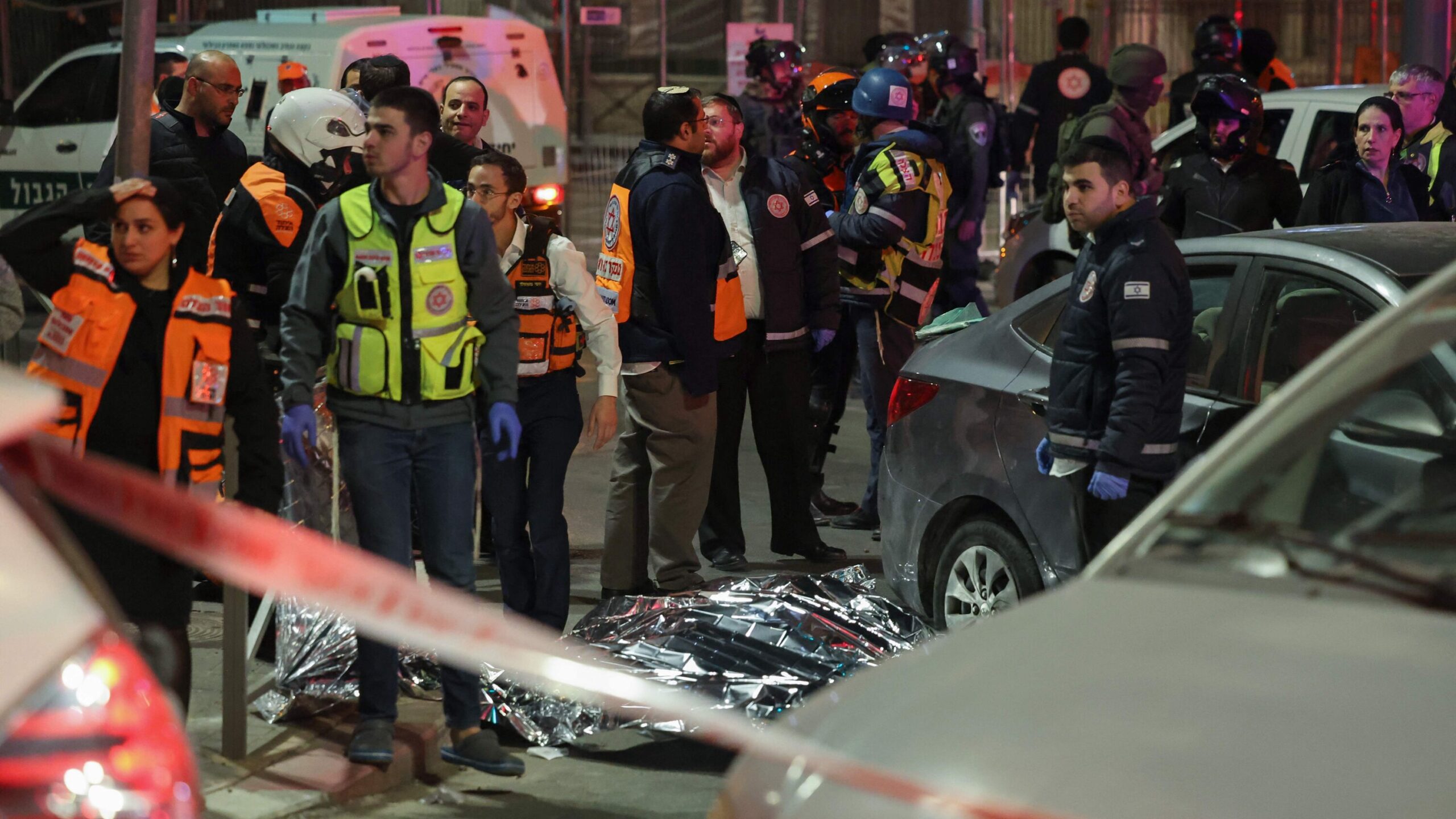 Ιερουσαλήμ: Σε 42 συλλήψεις προχώρησαν οι αρχές για το μακελειό στη συναγωγή με τους 7 νεκρούς