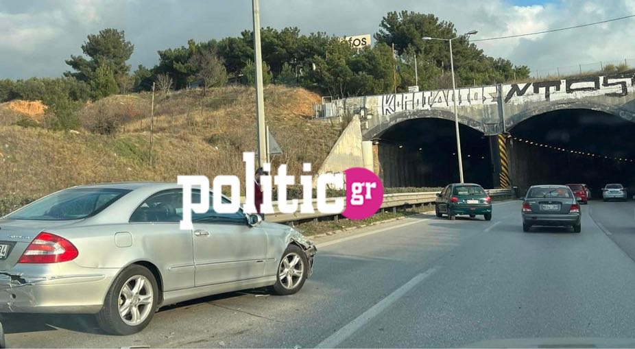 Θεσσαλονίκη: Μποτιλιάρισμα στη Περιφερειακή οδό λόγω τροχαίου