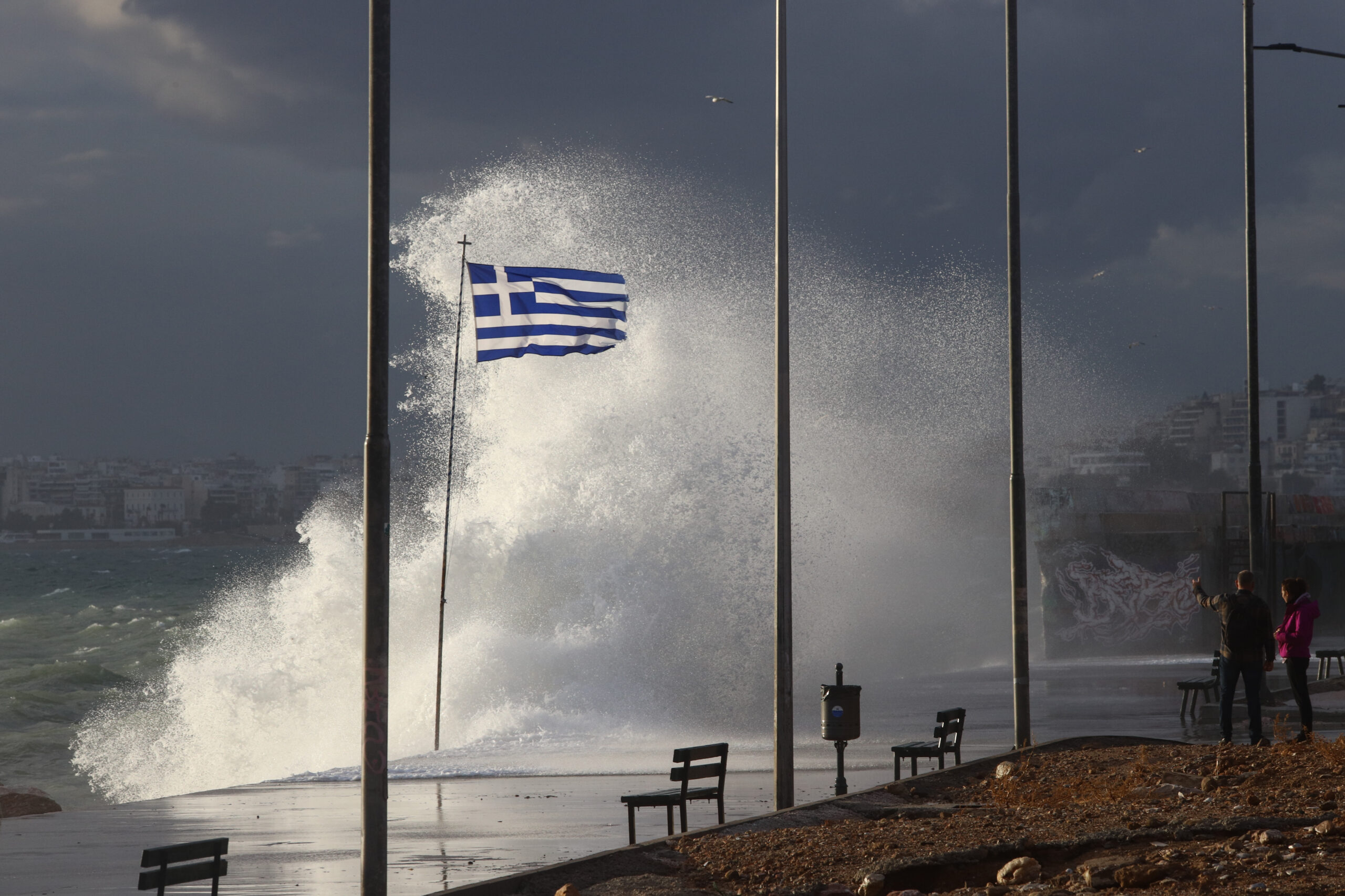 Έκτακτο δελτίου καιρού: Ποιες περιοχές «χτυπάει» η κακοκαιρία