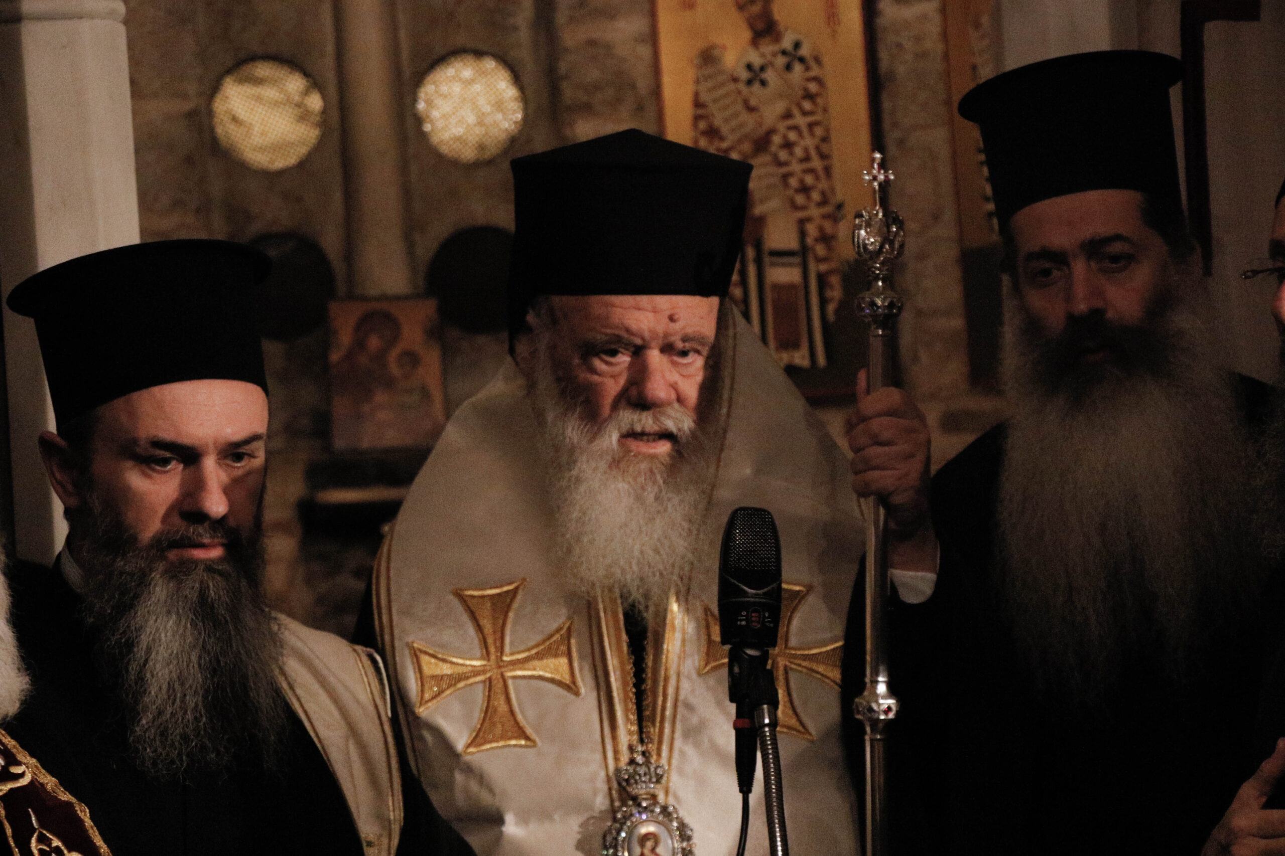 Από τον Αρχιεπίσκοπο Ιερώνυμο θα τελεστεί η εξόδιος ακολουθία του τέως Βασιλιά