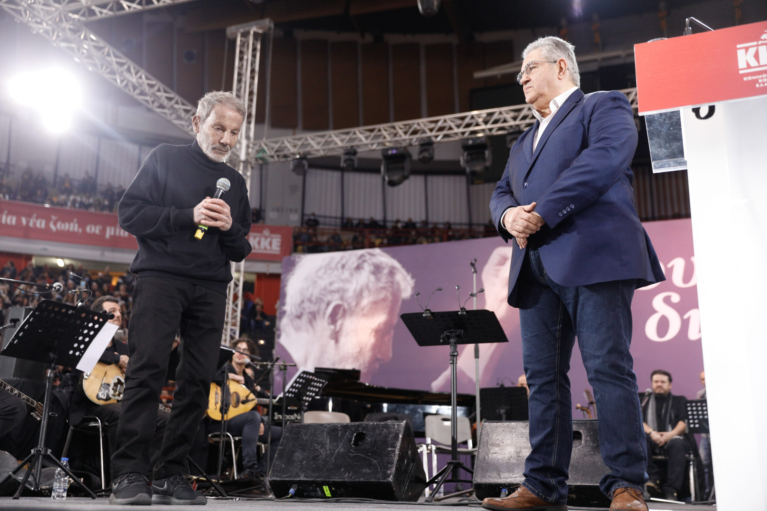 Δ. Κουτσούμπας: Η τέχνη του Σταύρου Ξαρχάκου εξυψώνει τον άνθρωπο