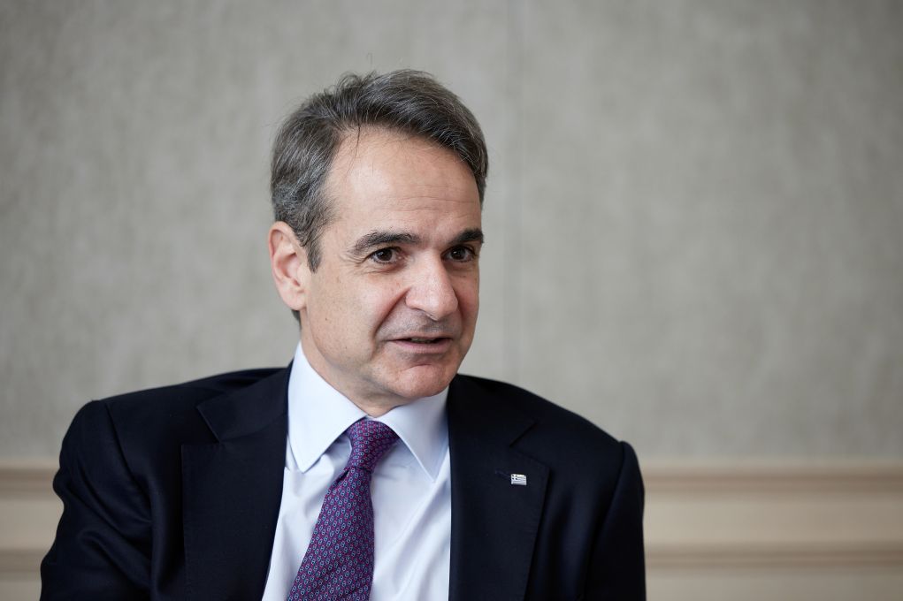 Οι αποφάσεις Μητσοτάκη για το χρόνο των εκλογών και η σημασία της πολιτικής μνήμης