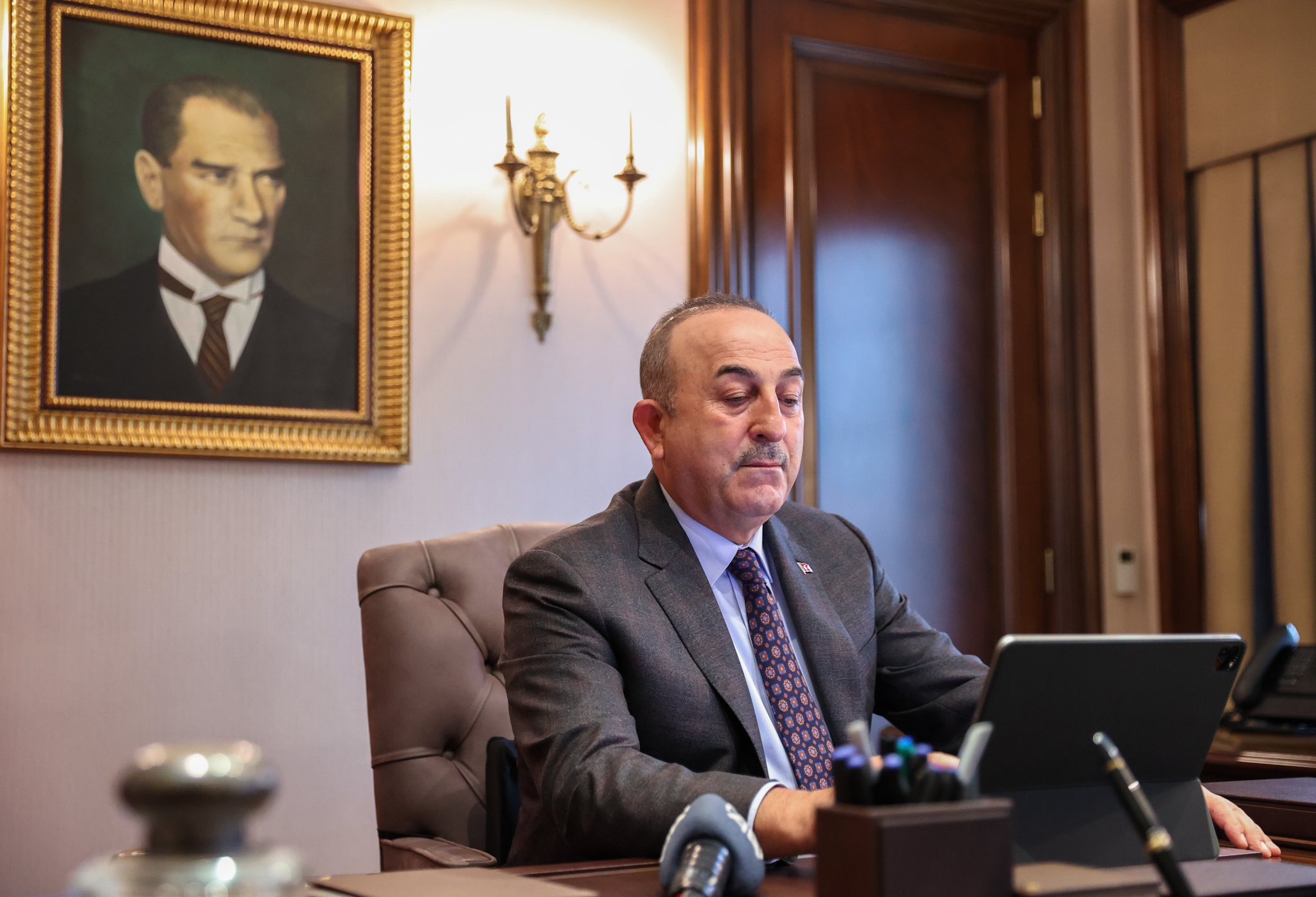 Τσαβούσογλου για λιβυκή απόφαση που σταματά τις έρευνες υδρογονανθράκων: Είναι μια απόφαση, όχι για μια οριστική ετυμηγορία