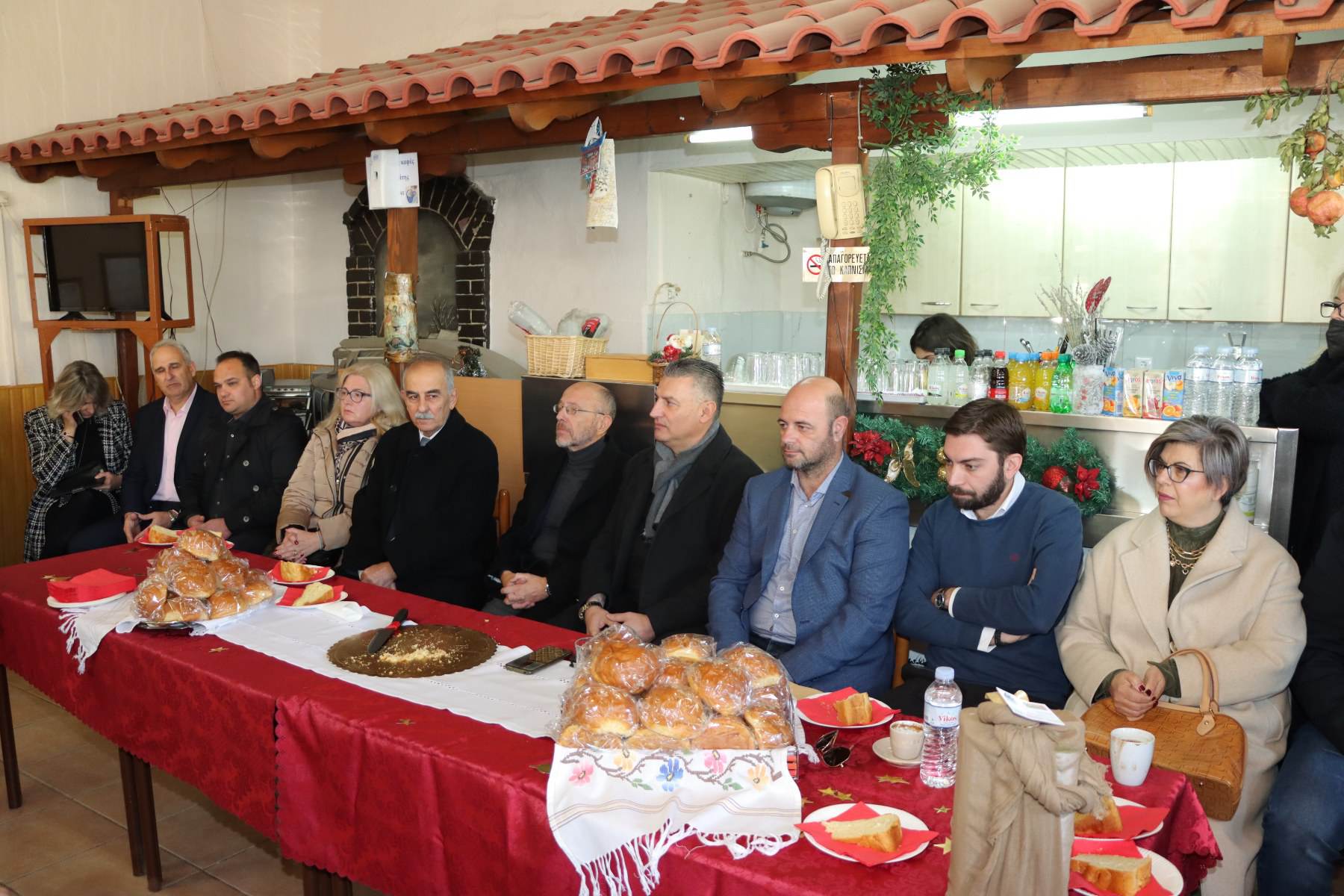 Δ. Ωραιοκάστρου: Την πρωτοχρονιάτικη πίτα έκοψαν τα μέλη του ΚΑΠΗ Δρυμού