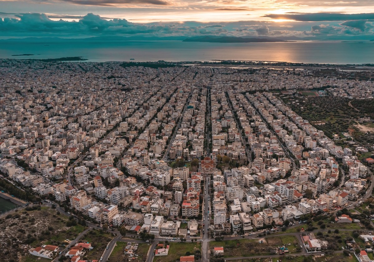 Άμεση μείωση των τιμών ζώνης ζητά το Δημοτικό Συμβούλιο Γλυφάδας