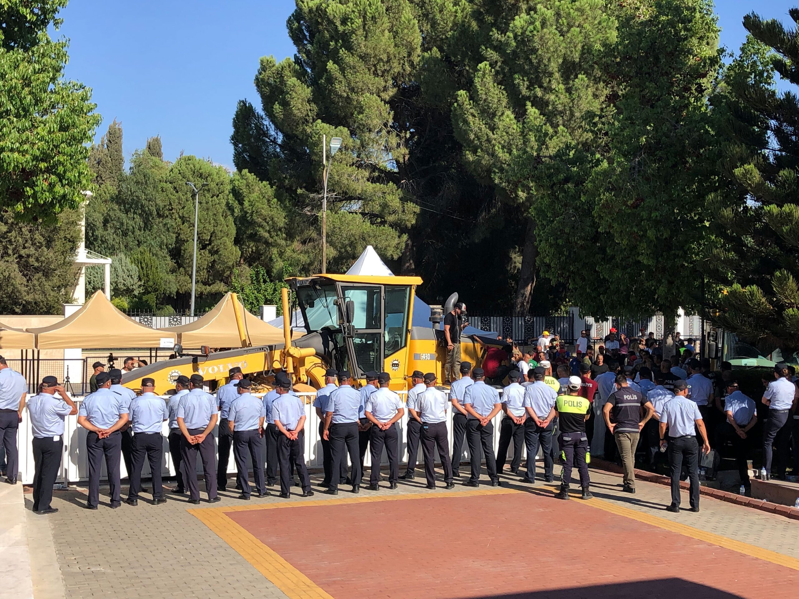 Κύπρος: Διαμαρτυρία στα κατεχόμενα για την “ισλαμοποίηση”