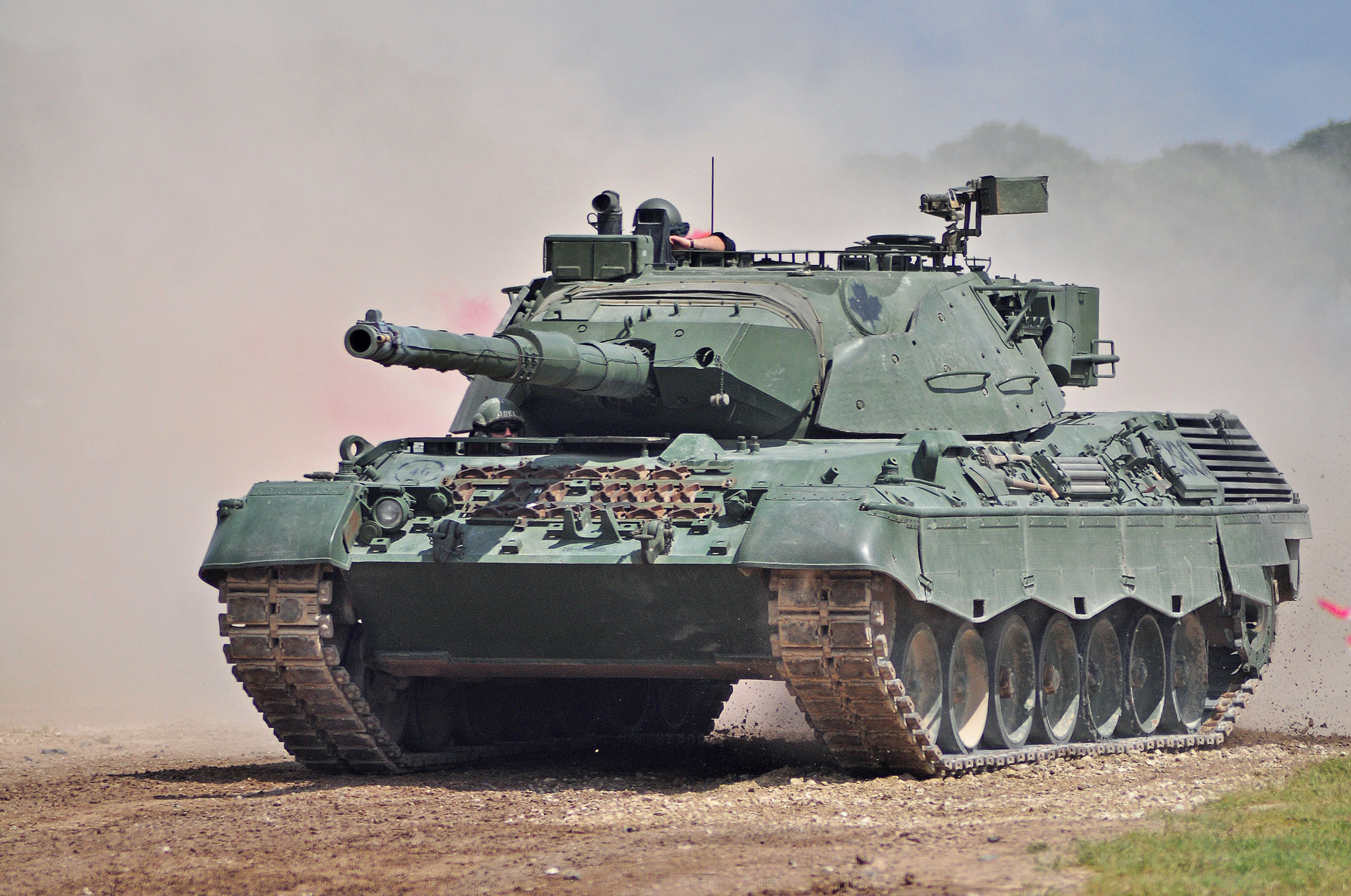 Rheinmetal: Δεν γίνεται να πάρουν οι Ουκρανοί τα Leopard νωρίτερα από αρχές του 2024