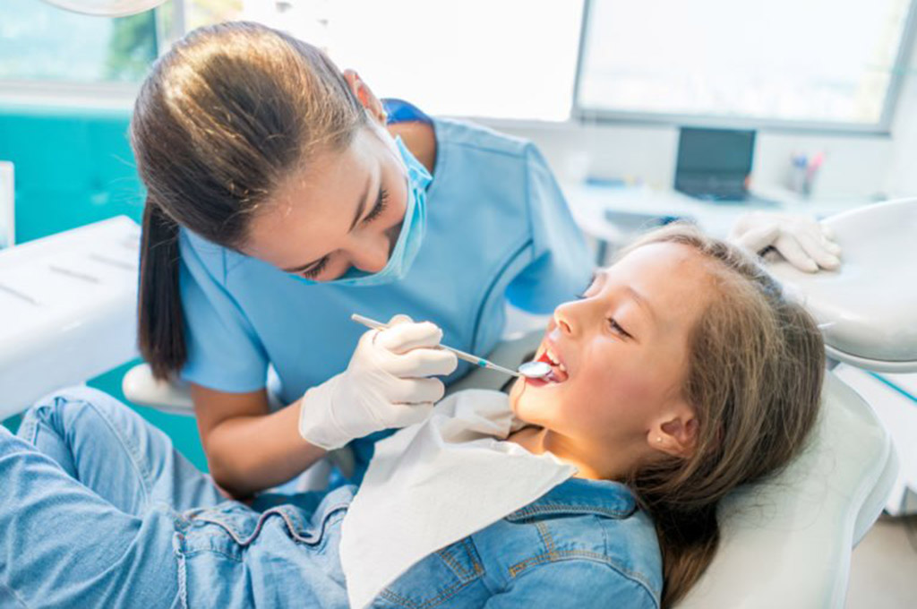 Πιερρακάκης: Ξεκίνησε το dentist pass για παιδιά από 6 έως 12 ετών