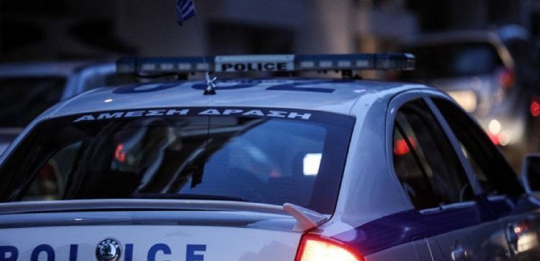 Μύκονος: Συνελήφθησαν τρεις αστυνομικοί και κατηγορούνται άλλοι τρεις για φύλαξη ιδιωτών