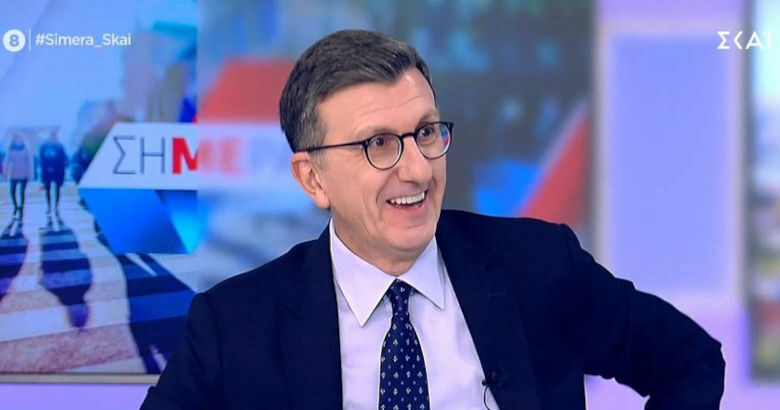 Πορτοσάλτε για τέως βασιλιά Κωνσταντίνο: «Το στέμμα σε αυτή τη χώρα το… ουρήσαμε!» (vid)