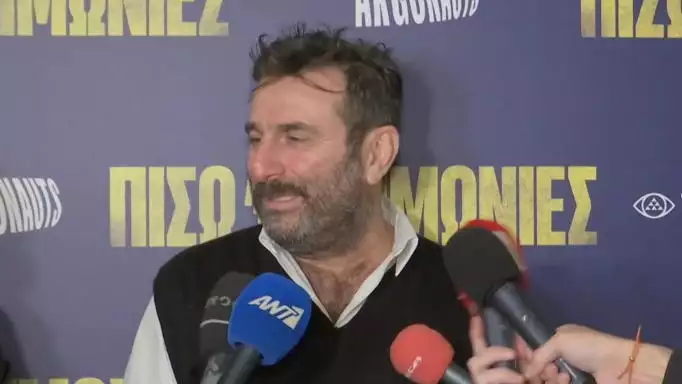 Ηλίας Βαλάσης: Αποχώρησε ενοχλημένος από τις ερωτήσεις των ρεπόρτερ