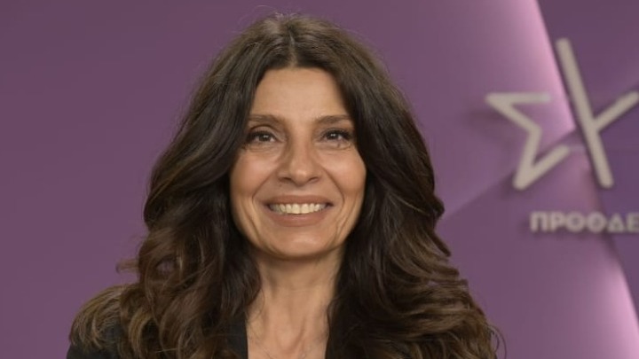 Π. Τσαπανίδου: «Ο κ. Οικονόμου να απαντήσει με «ναι» ή «όχι» εάν η ΕΥΠ παρακολουθούσε τον αρχηγό των Ενόπλων Δυνάμεων»