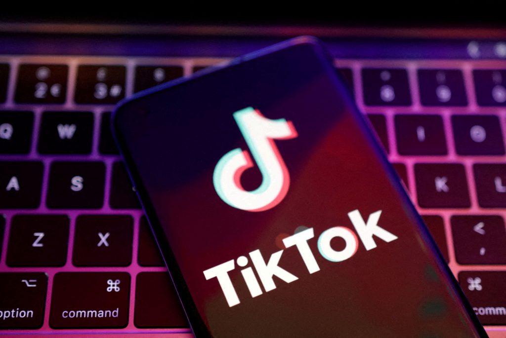 ΗΠΑ: Ο Λευκός Οίκος δίνει στις ομοσπονδιακές υπηρεσίες διορία 30 ημερών για να εφαρμόσουν την απαγόρευση της εφαρμογής βίντεο TikTok