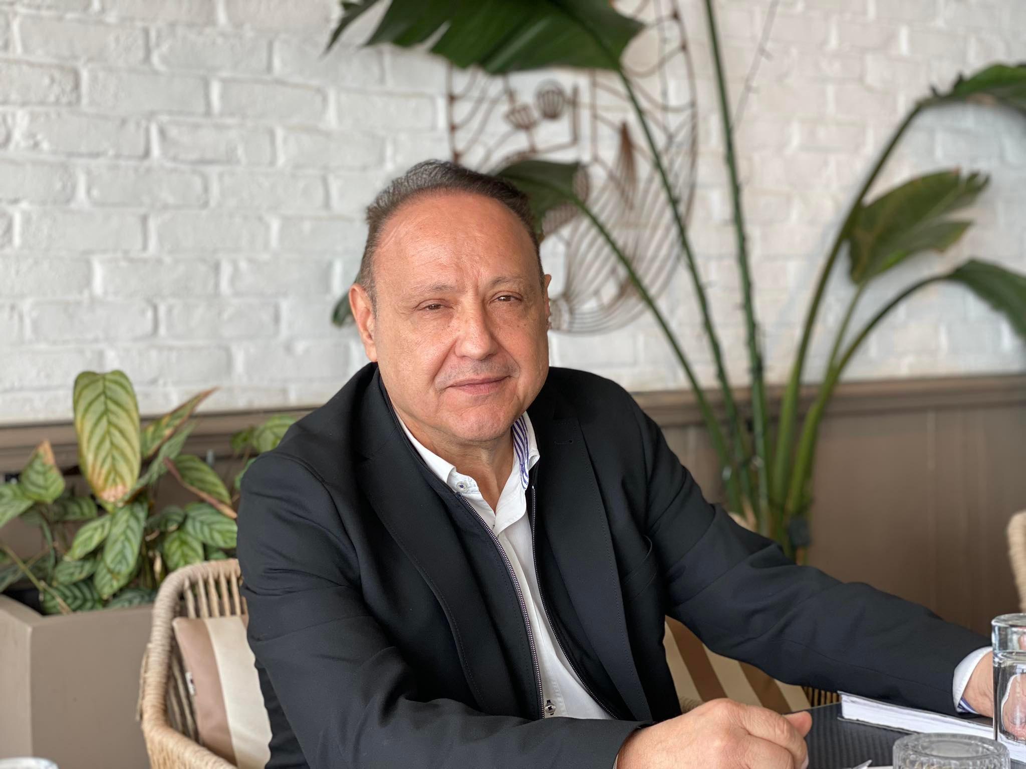 Στέλιος Αγγελούδης: «Είμαι άρρωστος με τη Θεσσαλονίκη. Θα πάω σπίτι-σπίτι, γειτονιά-γειτονιά γιατί το πιστεύω» (vid)