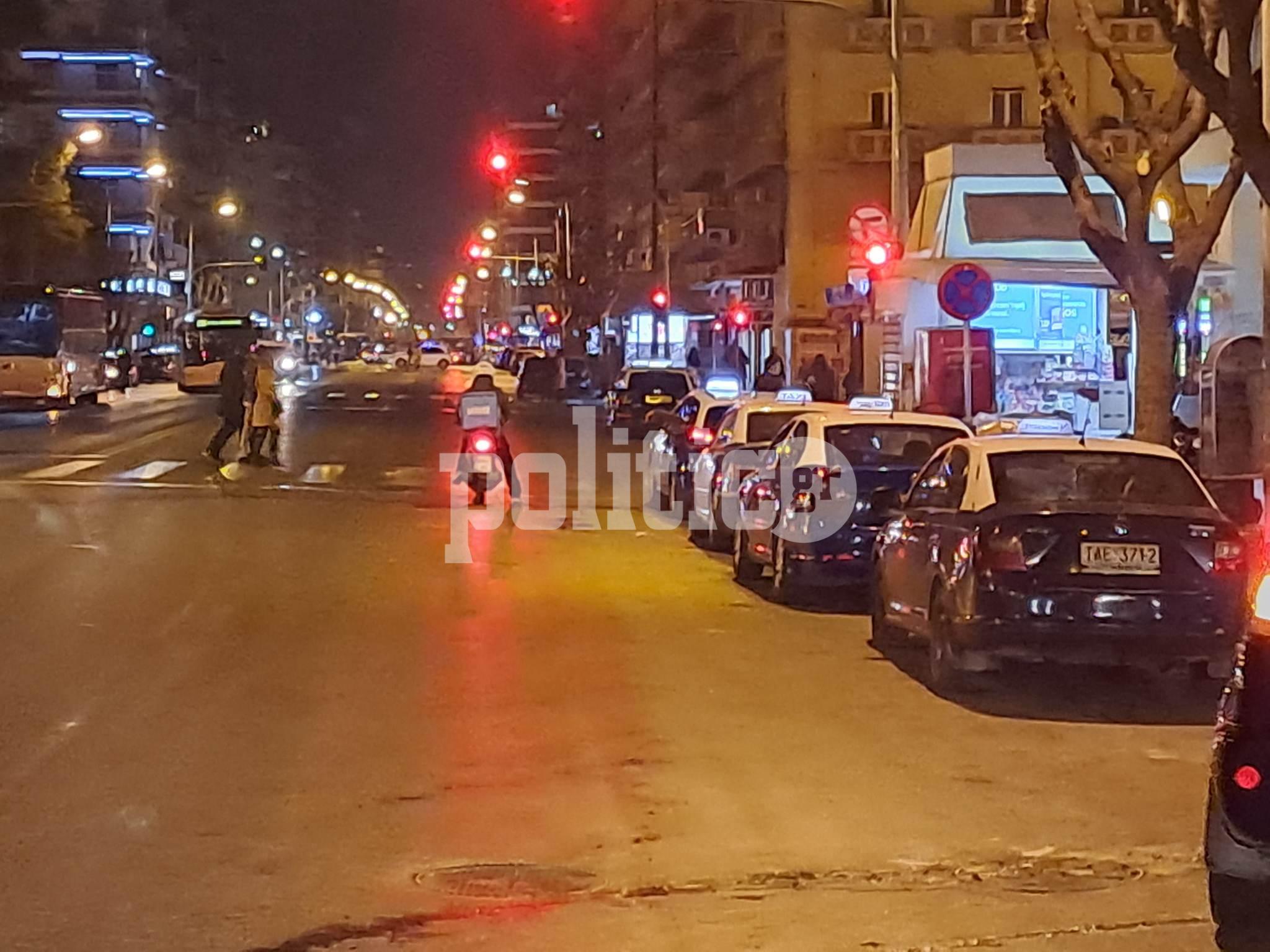 Θεσσαλονίκη: Διακοπή της κυκλοφορίας στην Εγνατία λόγω συναυλίας διαμαρτυρίας από φοιτητές της Σχολής Θεάτρου