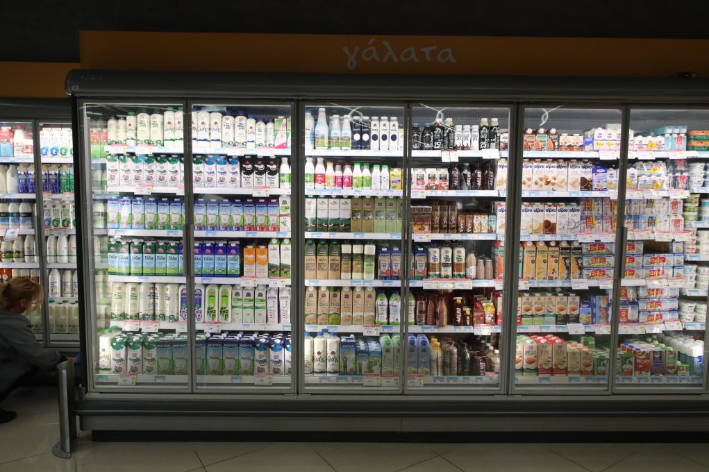 Market Pass: Σε αυτά τα καταστήματα κάνετε αγορές με την άυλη κάρτα, τι ισχύει για λαϊκές αγορές και e-shop