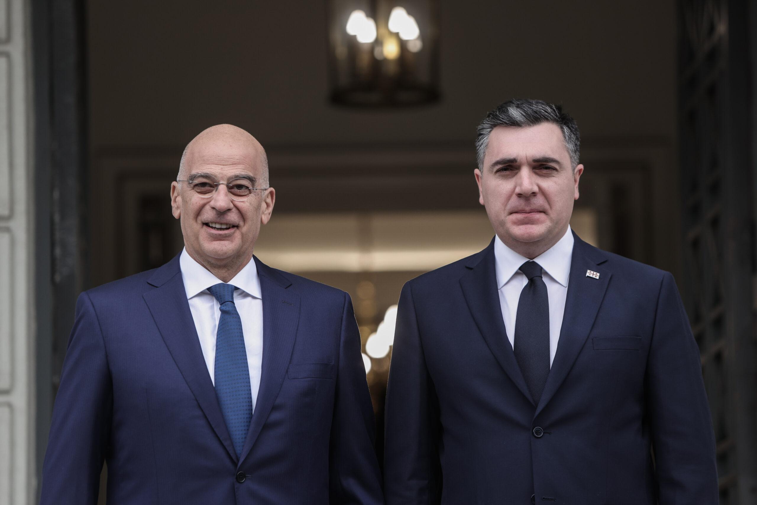 Ν. Δένδιας: «Η Ελλάδα θα συνεχίσει να βοηθά τον λαό της Τουρκίας»