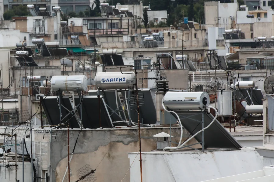 Επιδότηση Ηλιακού Θερμοσίφωνα: «Πρεμιέρα» τον Μάρτιο