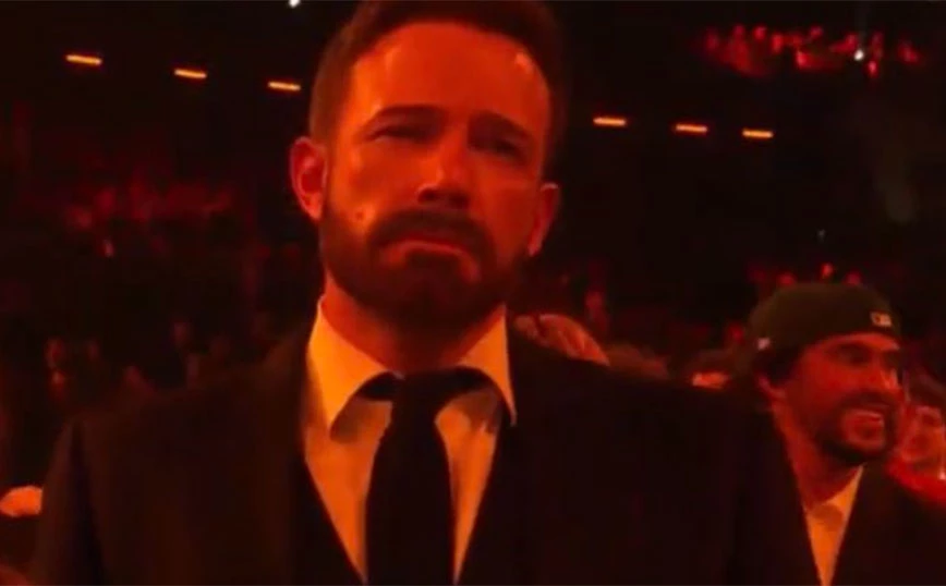 Μπεν Άφλεκ: Η βαρεμάρα του στα βραβεία Grammy έγινε viral