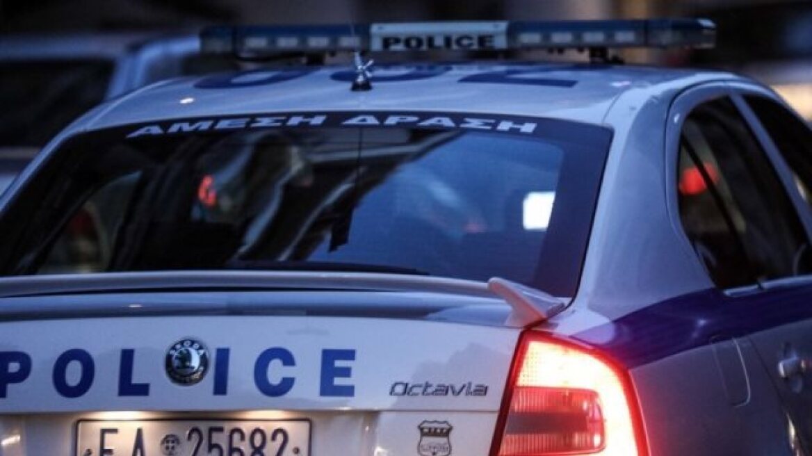 Αγία Παρασκευή: Ληστεία σε τράπεζα – Απείλησε να «τινάξει στον αέρα» το κατάστημα