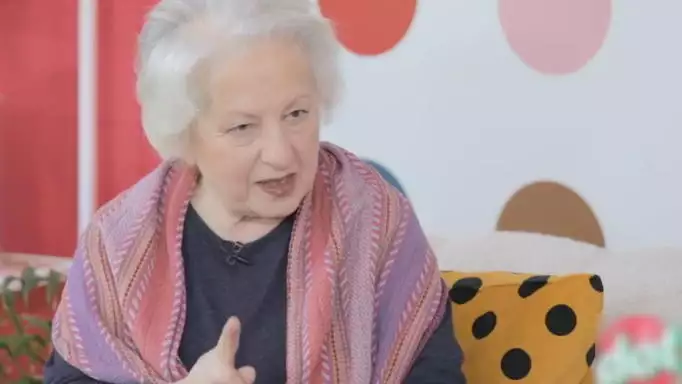 Ελένη Γερασιμίδου: «Με δείχνει και γελάει, της λέω… για να ξαναγελάσεις μαζί μου μπροστά στο παιδί θα πληρώσεις πολλά λεφτά»