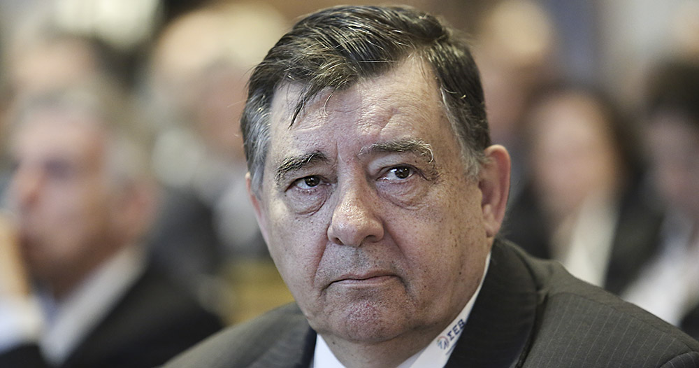 Καρατζαφέρης τάσσεται υπέρ της τροπολογίας για τους μετανάστες – ”Άπαξ προδότης, πάντα προδότης”, είπε για Σαμαρά