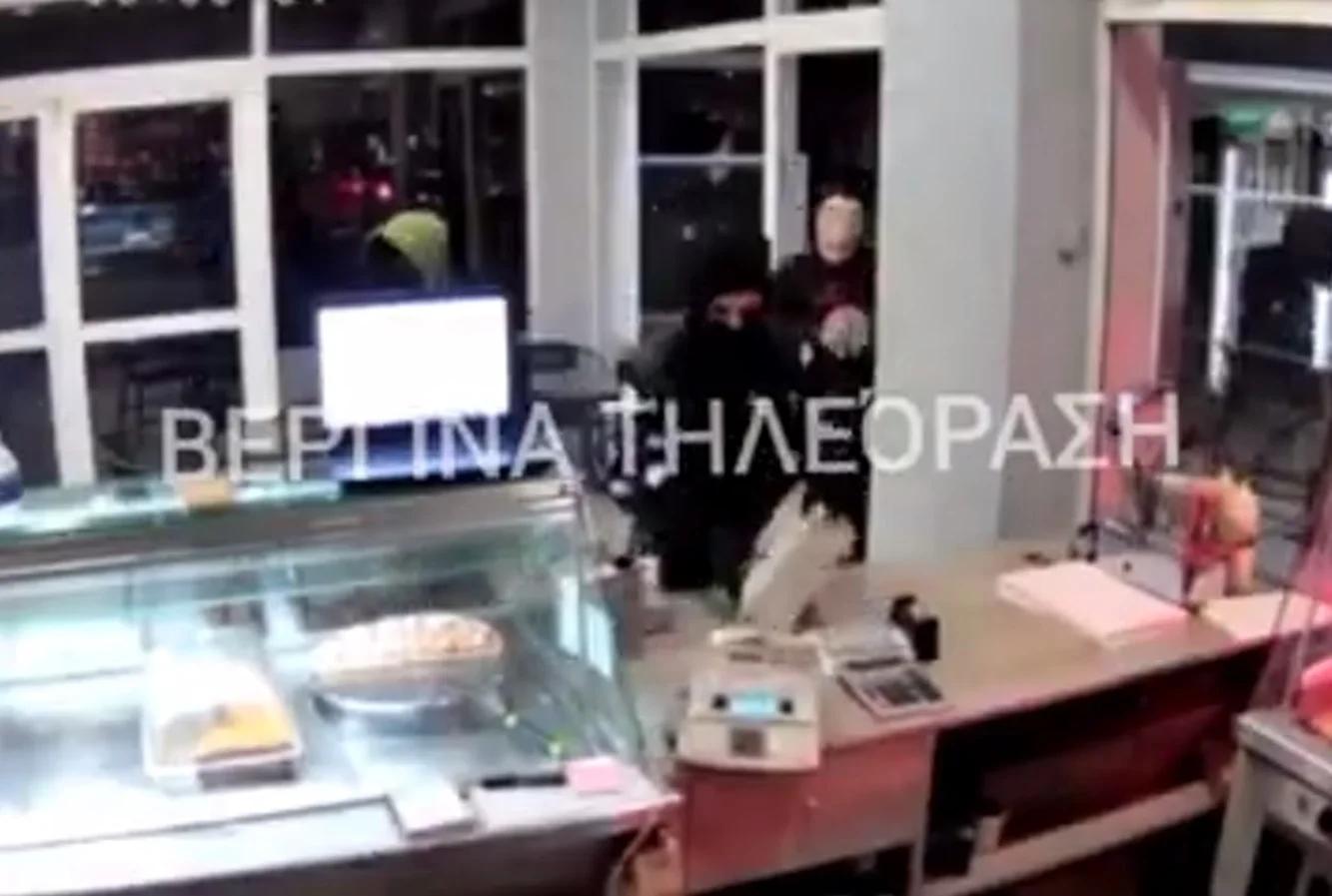 Θεσσαλονίκη: Κουκουλοφόροι λήστεψαν την  ταμειακή (ΒΙΝΤΕΟ)