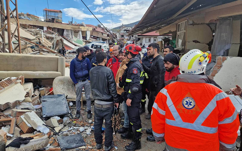Τουρκία: Σε εξέλιξη επιχείρηση της ΕΜΑΚ στην Αντιόχεια – Επιζώντες καλούν σε βοήθεια από τα συντρίμμια